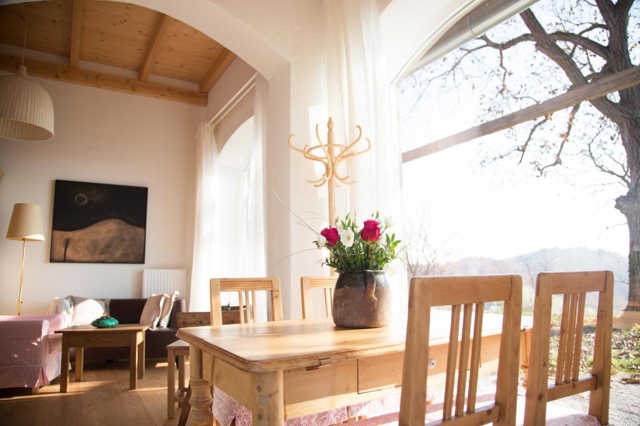 Winzarei, Weingut Tement Holiday home *
