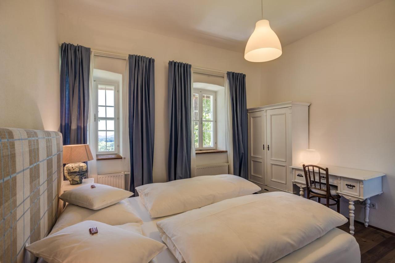 Winzarei, Weingut Tement Ferienhaus *