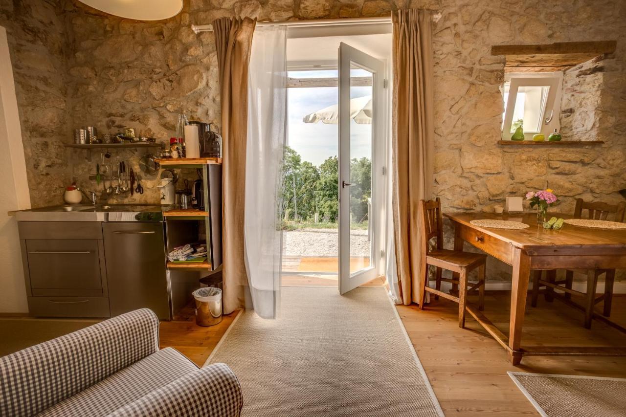 Holiday home Winzarei, Weingut Tement Berghausen